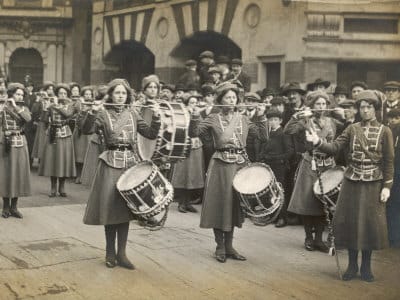 the-wspu-fife-and-drum-band-with-mary-leigh-as-the-drum-major.jpg