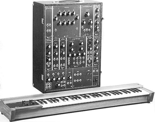 moog_synthesizer_10.jpg
