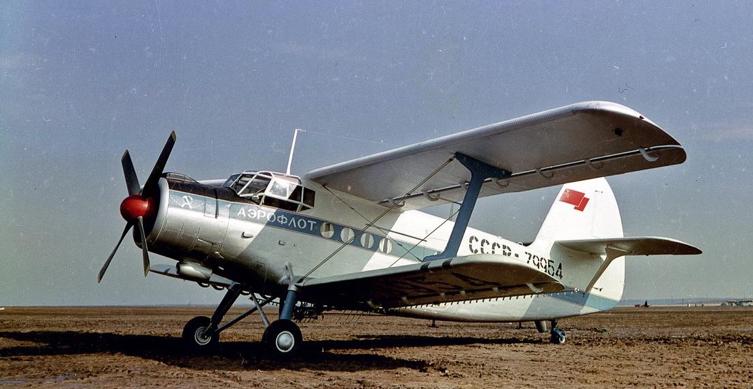antonov-an-2-aeroflot.jpeg