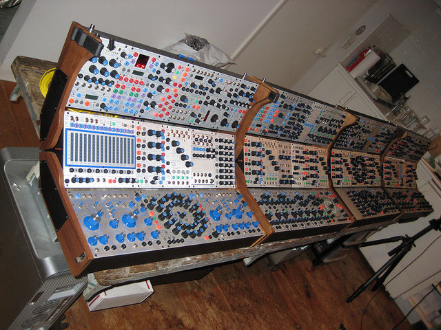 buchla-200e-modular-synthesizer.jpg