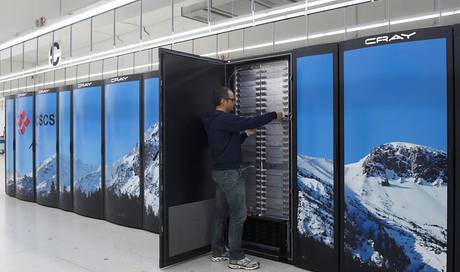 der-supercomputer-cray-xc30-piz-daint-im-swiss-national-supercomputing-centre-cscs-in-lugano-ist-seit-2013-der-schnellste-rechner-europas-