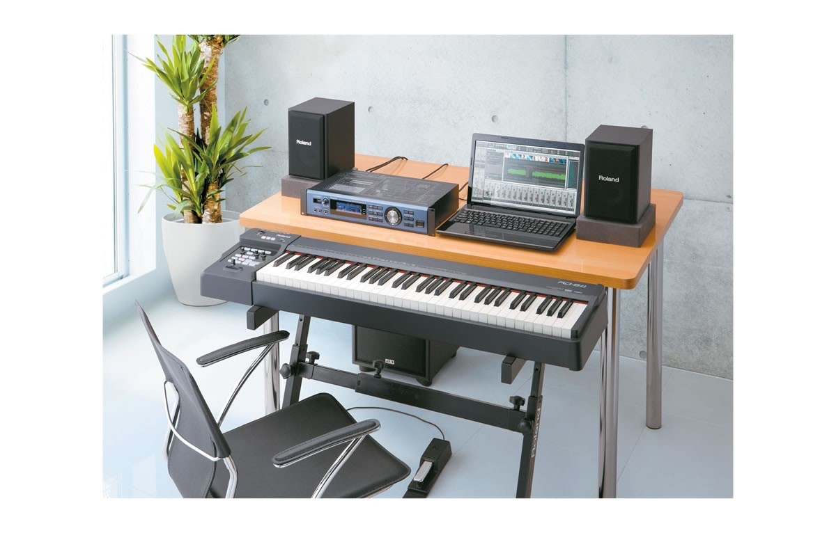 roland-piano-digital-rd-64-home-studio.jpg